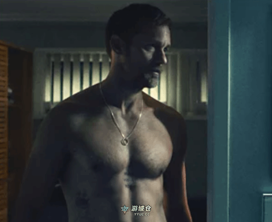 《哈利波特》男星出演大尺度同性电影！数字平台上线