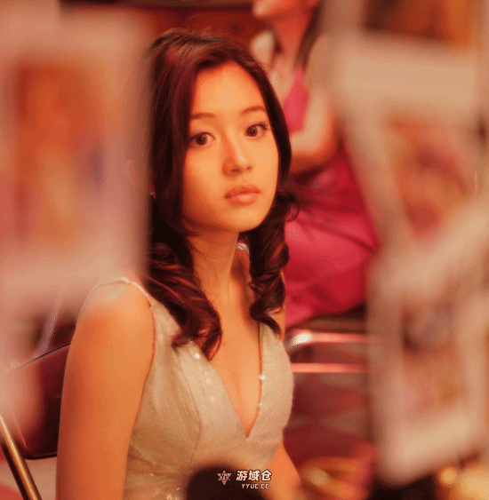 香港成人贺岁片要出导剪版！更多大尺度画面放出