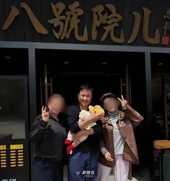 演员文章上海开面馆人气火爆 食客称价格亲民